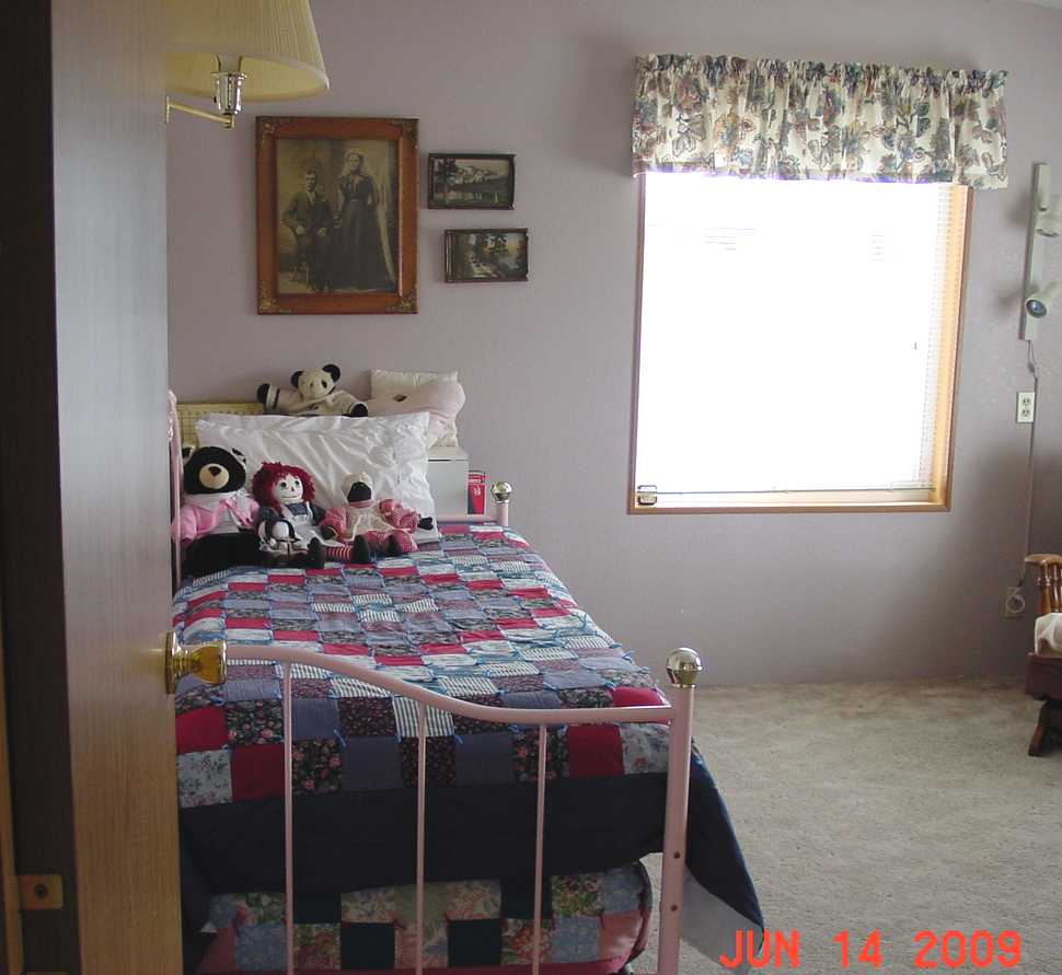 2nd Bedroom.JPG